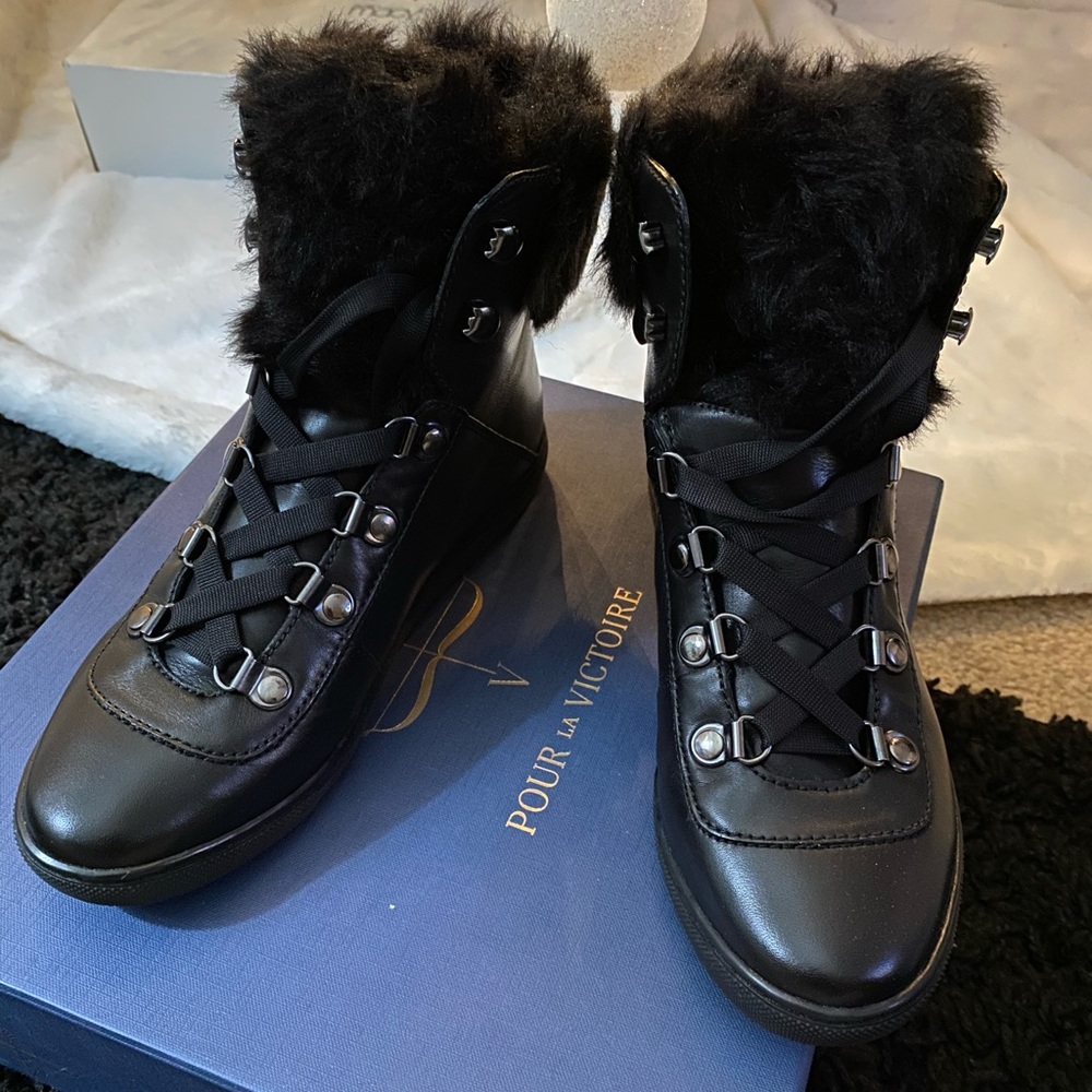 Pour la Victoire Italian leather boots